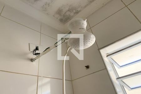 Banheiro de casa para alugar com 1 quarto, 80m² em Vila Yolanda, Osasco