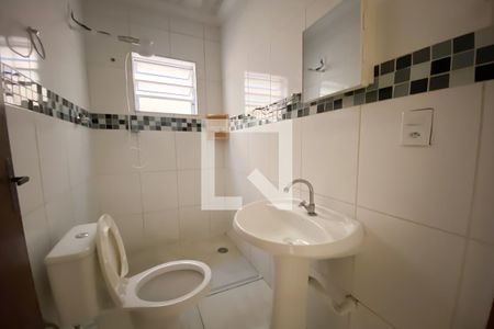 Banheiro de casa para alugar com 1 quarto, 80m² em Vila Yolanda, Osasco