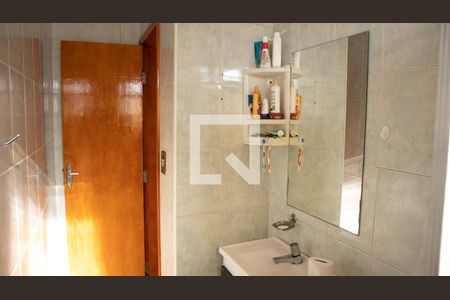 Casa à venda com 320m², 3 quartos e 2 vagas Casa à venda com 320m², 3 quartos e 2 vagasBanheiro sala