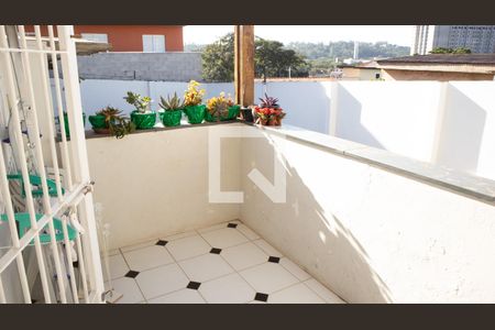 Casa à venda com 320m², 3 quartos e 2 vagas Casa à venda com 320m², 3 quartos e 2 vagasVaranda da cozinha