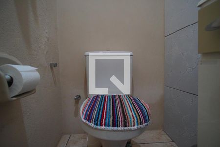 Casa à venda com 172m², 4 quartos e 2 vagasBanheiro