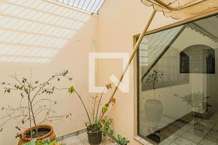 Casa para alugar com 150m², 3 quartos e 3 vagasJardim de inverno