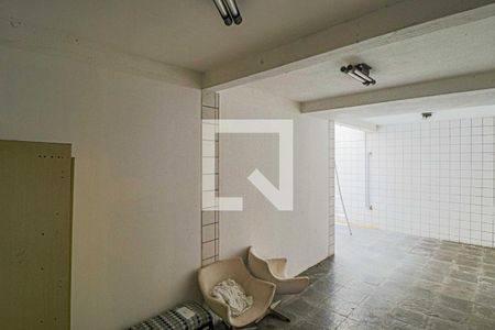 Casa para alugar com 150m², 3 quartos e 3 vagasGaragem - Salão