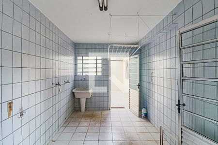 Casa para alugar com 150m², 3 quartos e 3 vagasLavanderia