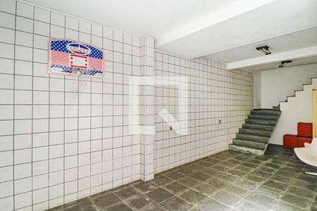 Casa para alugar com 150m², 3 quartos e 3 vagasGaragem - Salão