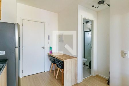 Cozinha de apartamento para alugar com 1 quarto, 32m² em Butantã, São Paulo