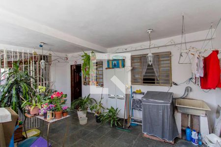 Casa à venda com 150m², 4 quartos e 2 vagasCasa 1 Área de Serviço