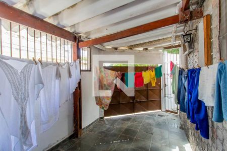 Casa à venda com 150m², 4 quartos e 2 vagasGaragem