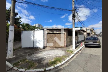 Casa à venda com 150m², 4 quartos e 2 vagasFachada