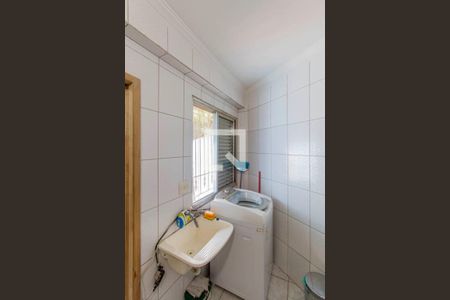 Casa à venda com 150m², 4 quartos e 2 vagasCasa 2 Cozinha e Área de Serviço