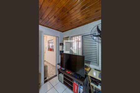 Casa à venda com 150m², 4 quartos e 2 vagasCasa 2 Quarto 1