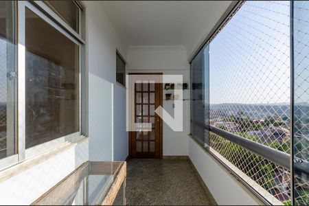 Varanda de apartamento para alugar com 4 quartos, 130m² em Bandeirantes (pampulha), Belo Horizonte