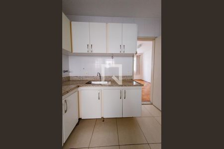 Apartamento para alugar com 100m², 3 quartos e 1 vaga Apartamento para alugar com 100m², 3 quartos e 1 vagaCozinha