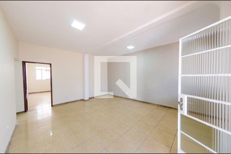 Sala de casa para alugar com 3 quartos, 290m² em Dom Cabral, Belo Horizonte