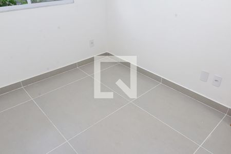 Quarto 1 de apartamento para alugar com 2 quartos, 42m² em Campo Grande, Rio de Janeiro
