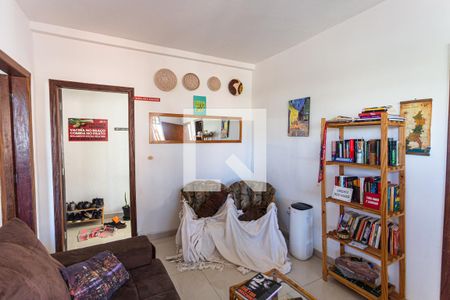 Sala 3 de casa à venda com 5 quartos, 150m² em Santa Tereza, Belo Horizonte