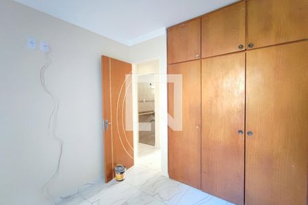 Quarto 2 de apartamento à venda com 3 quartos, 70m² em Conjunto Residencial Souza Queiroz, Campinas