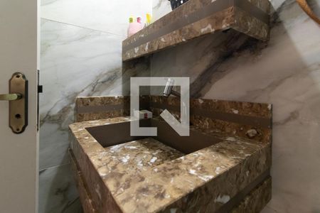 Casa de condomínio à venda com 177m², 3 quartos e 2 vagas Casa de condomínio à venda com 177m², 3 quartos e 2 vagasLavabo