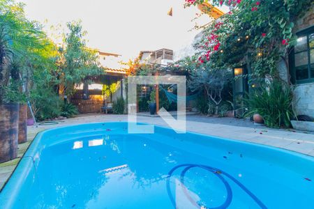 Casa de condomínio à venda com 177m², 3 quartos e 2 vagas Casa de condomínio à venda com 177m², 3 quartos e 2 vagasÁrea comum