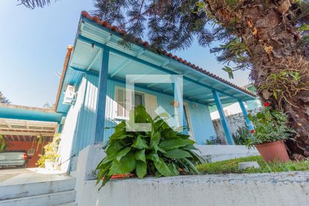 Casa à venda com 283m², 3 quartos e 2 vagasFachada