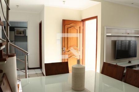 Sala de casa para alugar com 3 quartos, 102m² em Maranhão, São Paulo