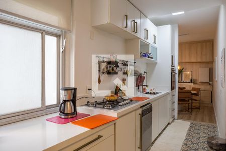 Apartamento à venda com 130m², 2 quartos e 1 vaga Apartamento à venda com 130m², 2 quartos e 1 vagaCozinha