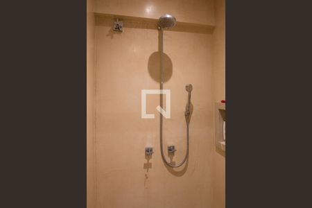 Apartamento à venda com 130m², 2 quartos e 1 vaga Apartamento à venda com 130m², 2 quartos e 1 vagaBanheiro da Suíte