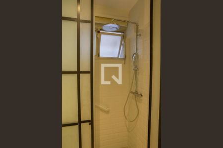 Apartamento à venda com 130m², 2 quartos e 1 vaga Apartamento à venda com 130m², 2 quartos e 1 vagaBanheiro Social