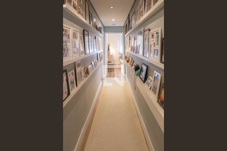 Corredor de apartamento à venda com 2 quartos, 130m² em Perdizes, São Paulo