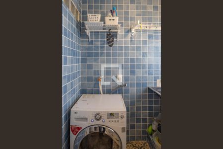 Apartamento à venda com 130m², 2 quartos e 1 vaga Apartamento à venda com 130m², 2 quartos e 1 vagaÁrea de Serviço