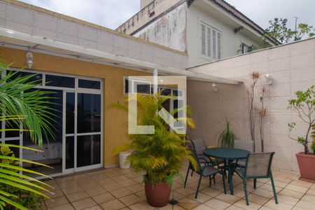 Apartamento à venda com 250m², 4 quartos e 2 vagasVaranda