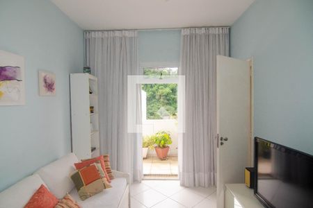 Apartamento à venda com 250m², 4 quartos e 2 vagasQuarto 2