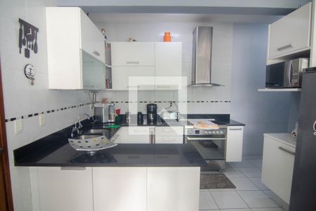 Apartamento à venda com 250m², 4 quartos e 2 vagasCozinha