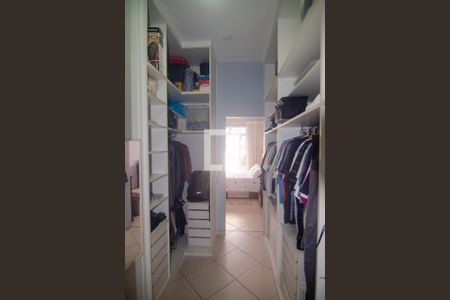 Apartamento à venda com 250m², 4 quartos e 2 vagasCloset do Quarto 1