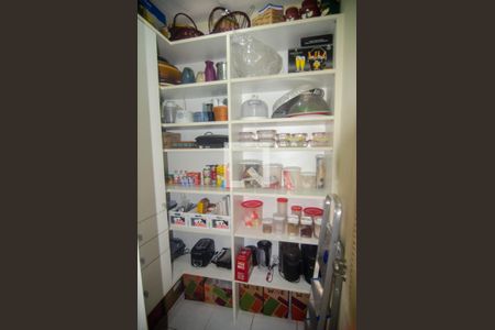 Apartamento à venda com 250m², 4 quartos e 2 vagasDispensa 