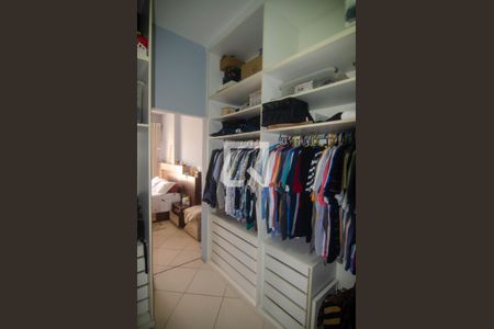 Apartamento à venda com 250m², 4 quartos e 2 vagasCloset do Quarto 1