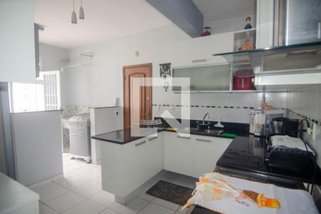 Apartamento à venda com 250m², 4 quartos e 2 vagasCozinha