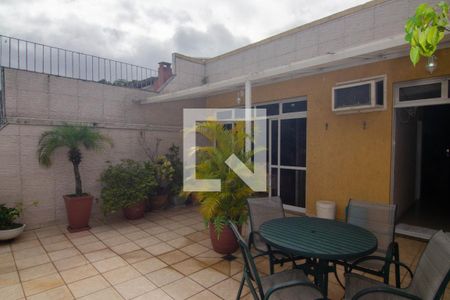 Apartamento à venda com 250m², 4 quartos e 2 vagasVaranda