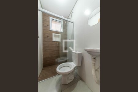 Banheiro de kitnet/studio para alugar com 1 quarto, 12m² em Vila Sao Pedro, Santo André