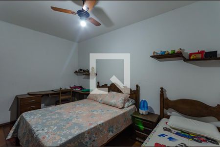 Casa à venda com 220m², 3 quartos e 2 vagas Casa à venda com 220m², 3 quartos e 2 vagasQuarto 1