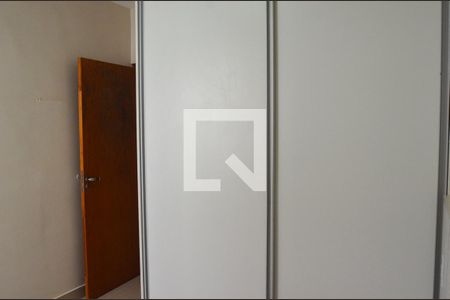 Apartamento à venda com 67m², 2 quartos e 1 vagaQuarto 2