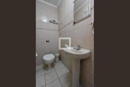 Casa à venda com 149m², 3 quartos e 2 vagasBanheiro de Serviços 