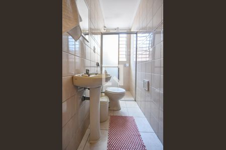 Casa à venda com 149m², 3 quartos e 2 vagasBanheiro 03