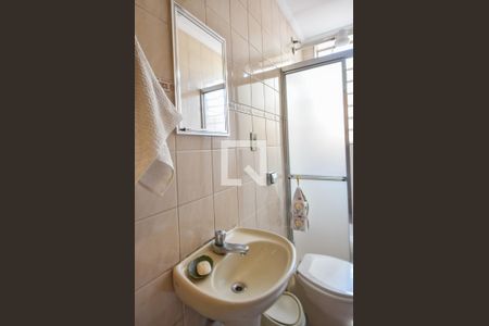 Casa à venda com 149m², 3 quartos e 2 vagasBanheiro 03