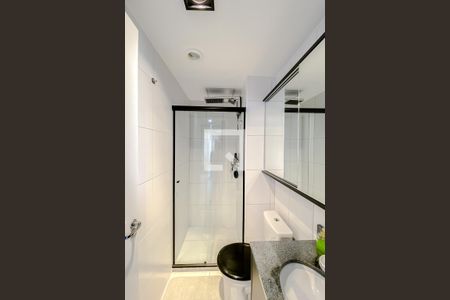 Banheiro de apartamento à venda com 1 quarto, 38m² em Vila Invernada, São Paulo