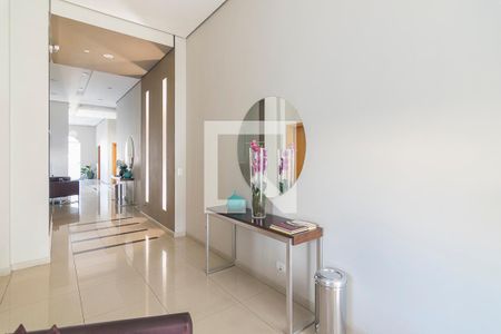 Apartamento para alugar com 141m², 3 quartos e 2 vagas Apartamento para alugar com 141m², 3 quartos e 2 vagasHall de Entrada