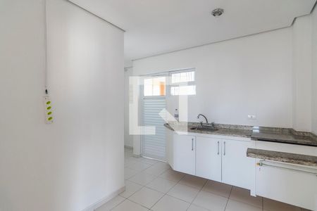 Apartamento para alugar com 141m², 3 quartos e 2 vagas Apartamento para alugar com 141m², 3 quartos e 2 vagasCozinha