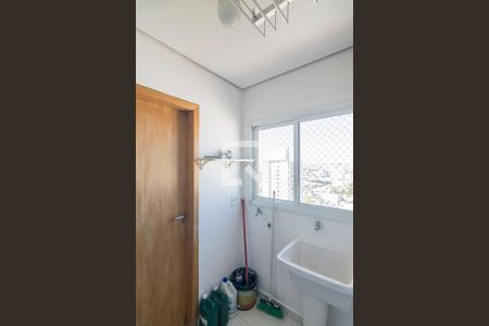 Apartamento para alugar com 141m², 3 quartos e 2 vagas Apartamento para alugar com 141m², 3 quartos e 2 vagasÁrea de Serviço