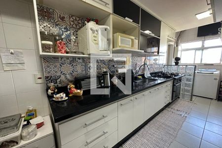 Apartamento à venda com 169m², 2 quartos e 2 vagasCozinha - Armários