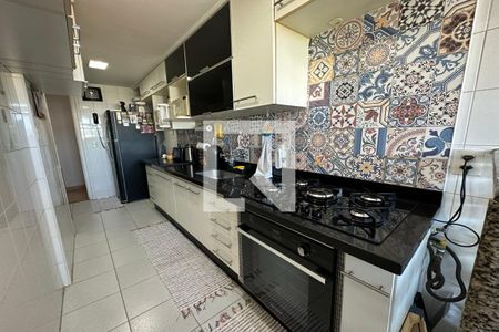 Apartamento à venda com 169m², 2 quartos e 2 vagasCozinha